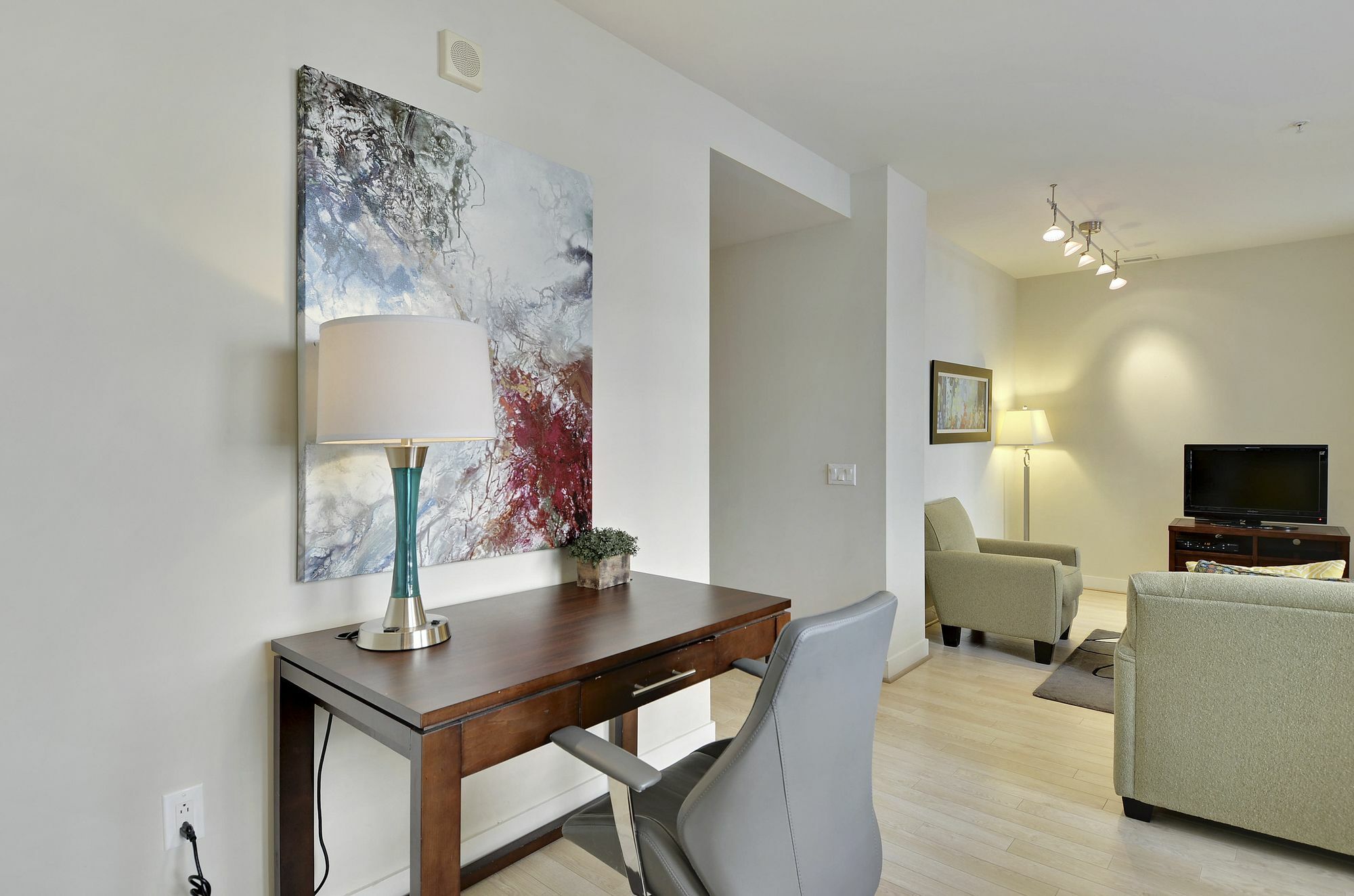 Aparthotel Bridgestreet At Woodward Building 3*