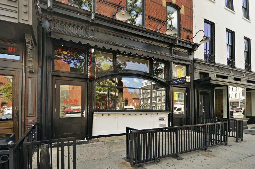 Bridgestreet At Woodward Building