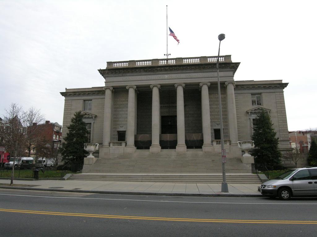 Bridgestreet At Woodward Building 3*