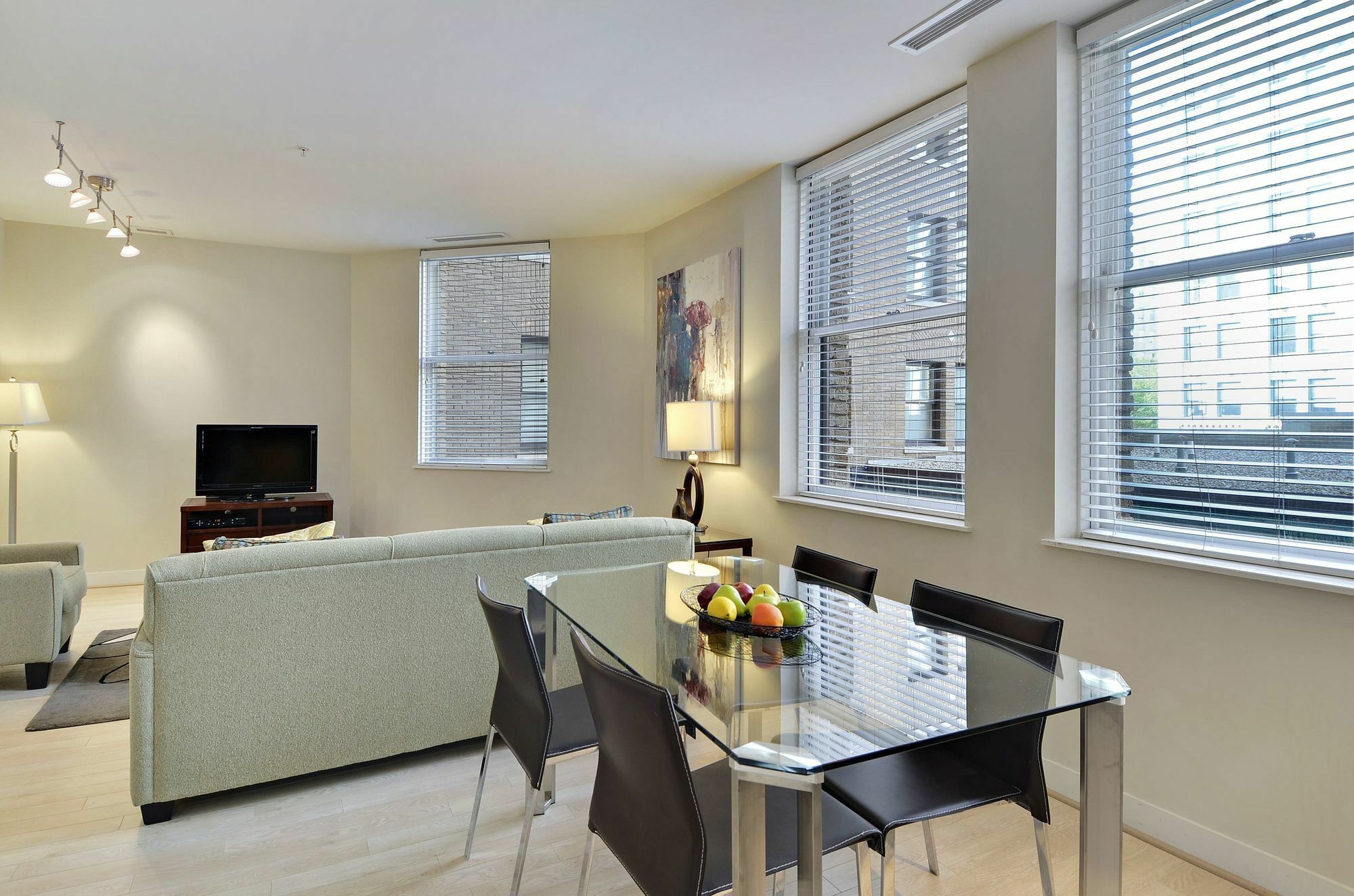 Aparthotel Bridgestreet At Woodward Building 3*
